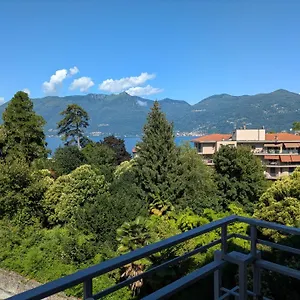 Lake & Montains View Studio With Free Parking, 1Hour From Stresa & Borromean Islands Apartment